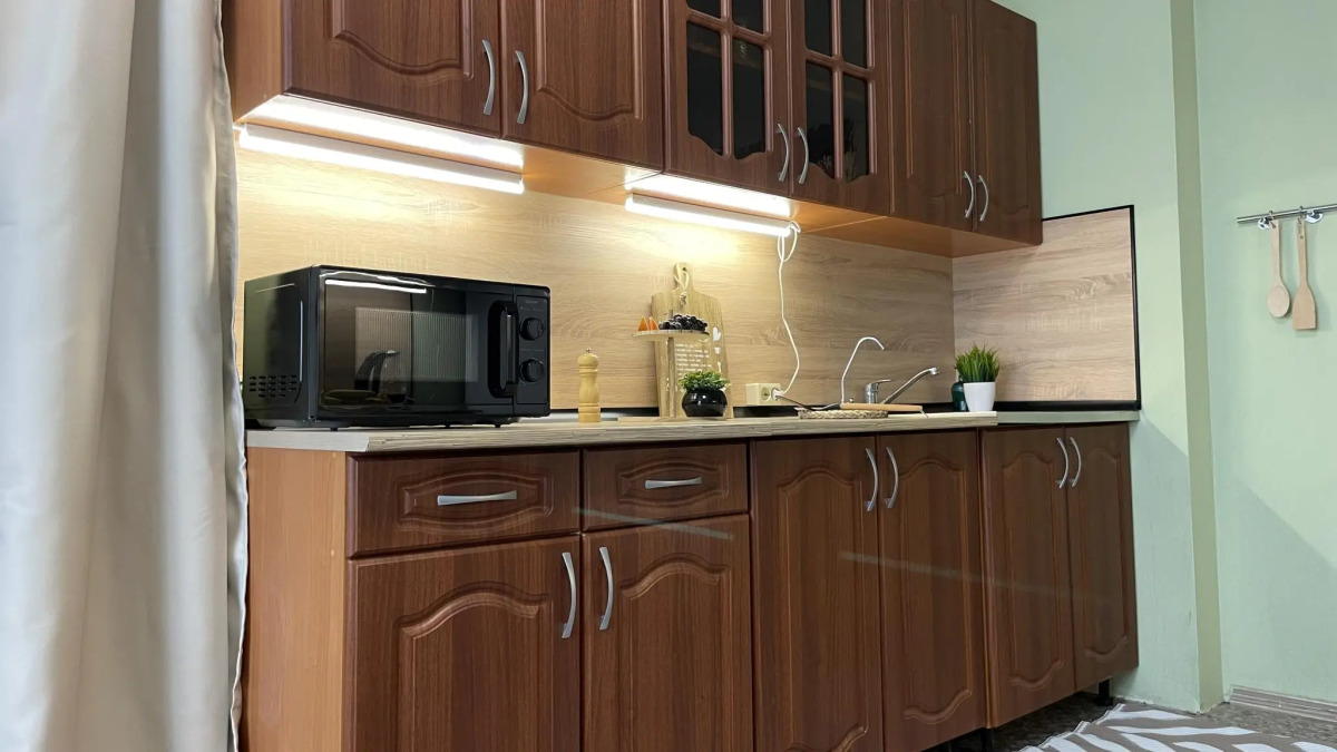 Yousinn (Юсинн) на улице Добролюбова