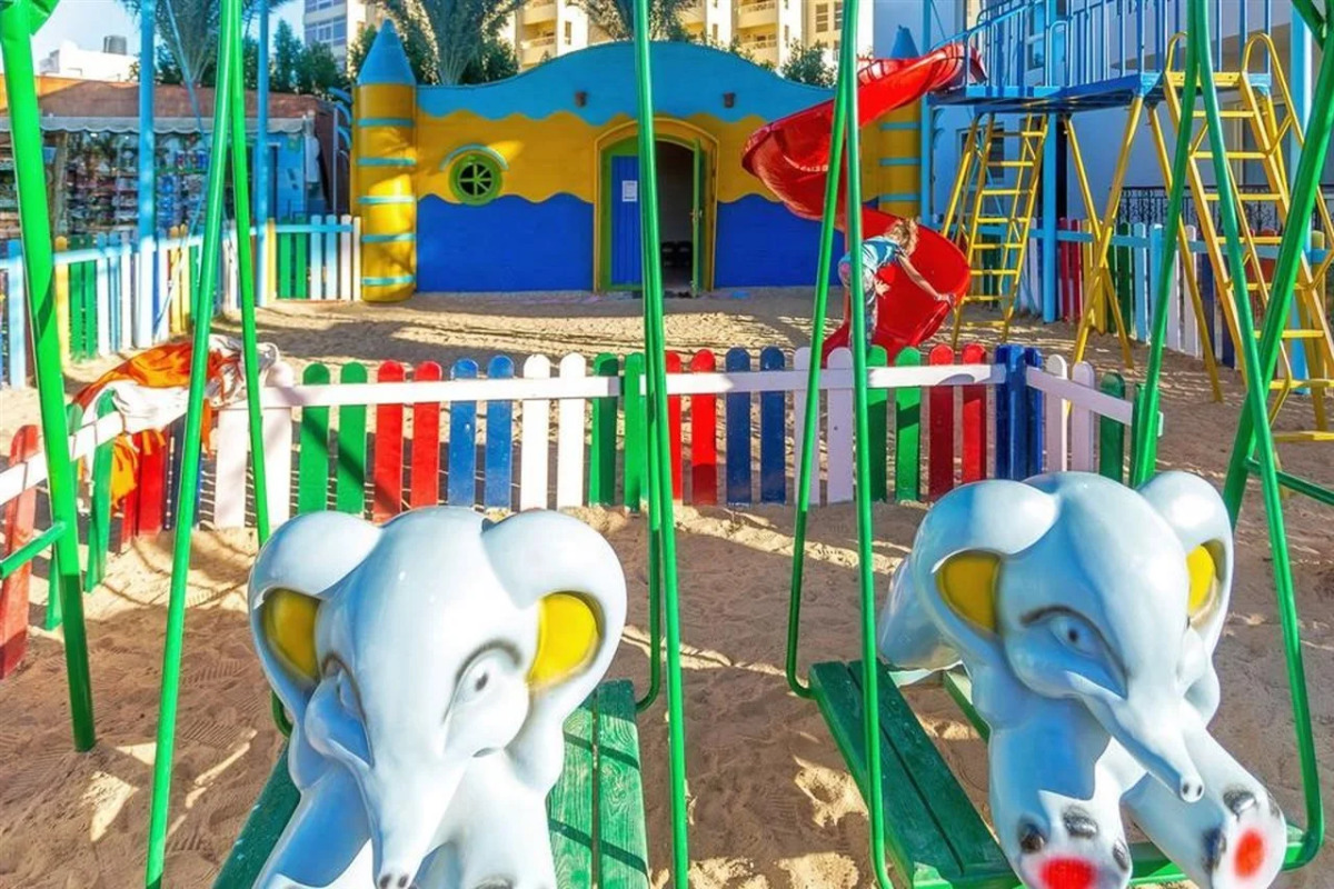 Le Jardin Aqua Park Resort