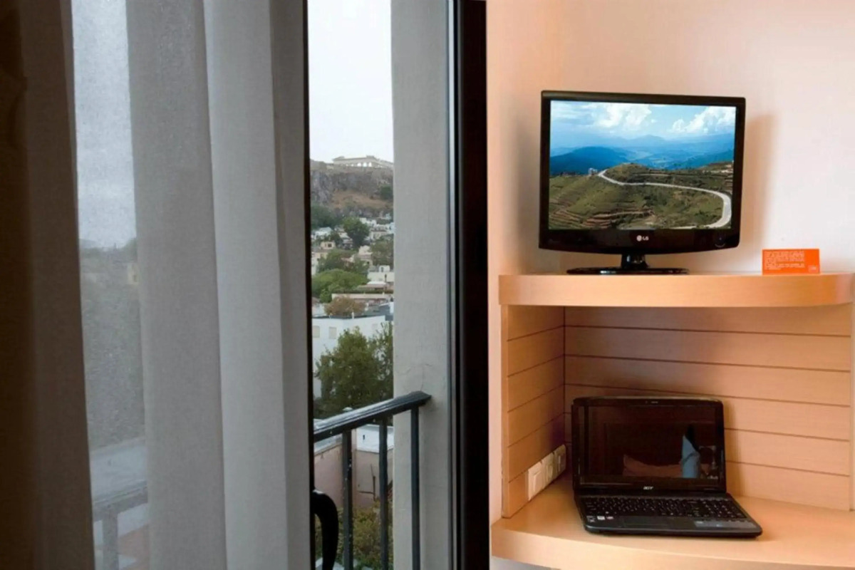 Central Athens Hotel