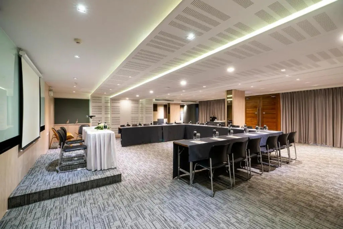 The Grass Serviced Suites by At Mind