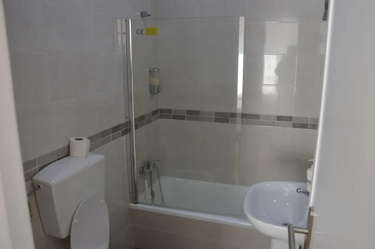 Lx Center Guesthouse