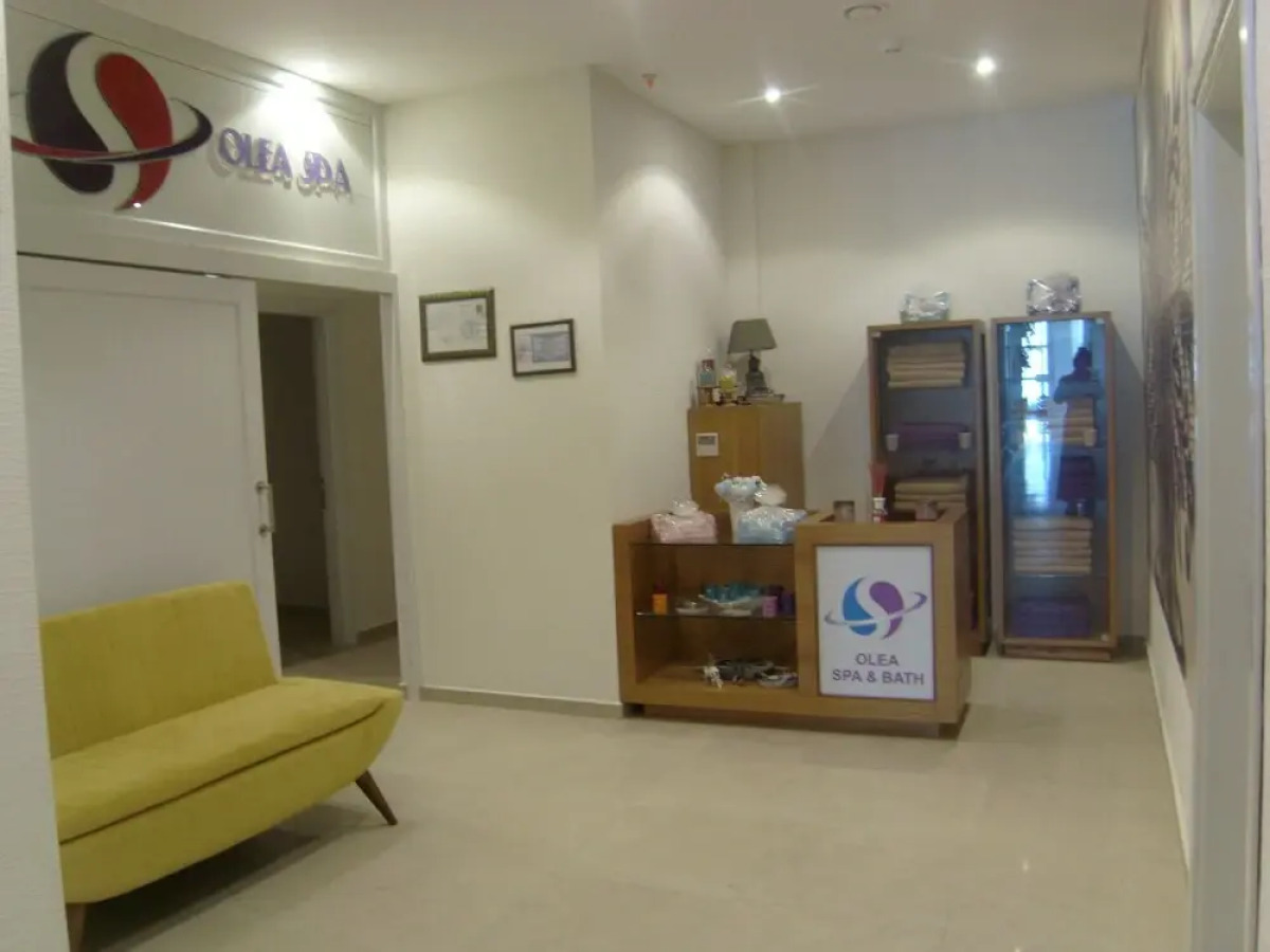 Marine Suites and Spa