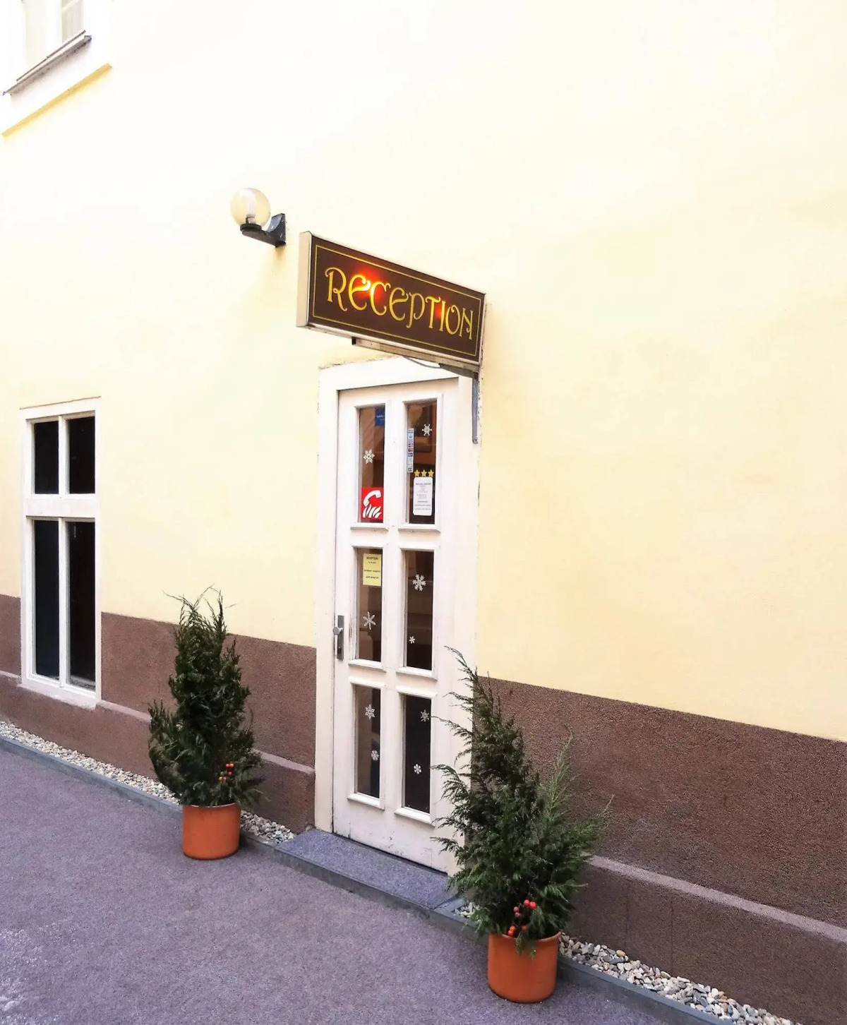 U Dvou Zlatych Klicu