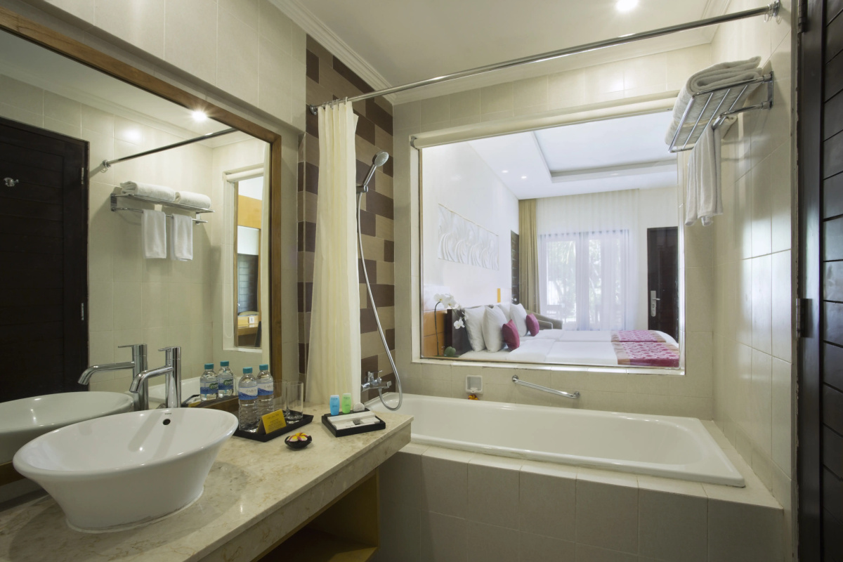 Adhi Jaya Hotel