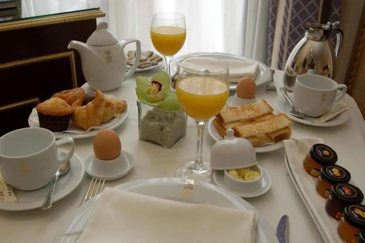 Hotel Roger de Lluria Barcelona