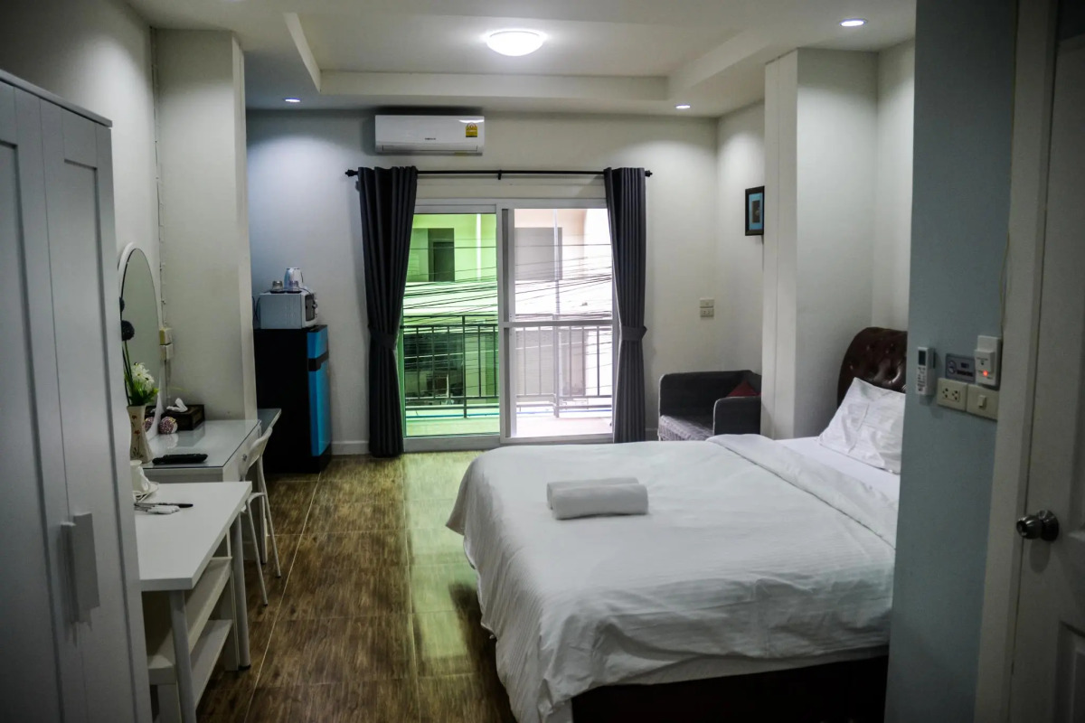 OYO 75486 Anna Residence Jomtien