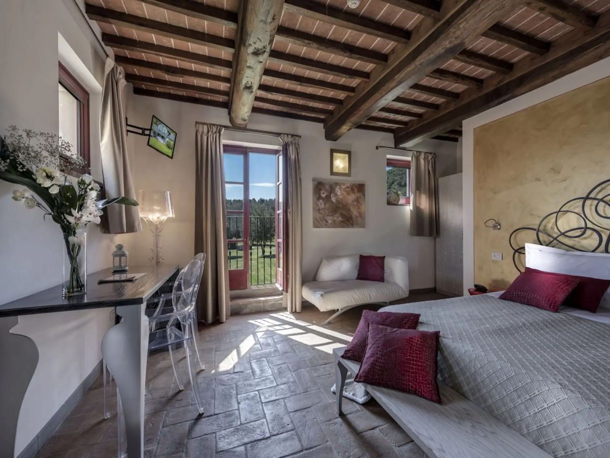 Hotel Casolare Le Terre Rosse
