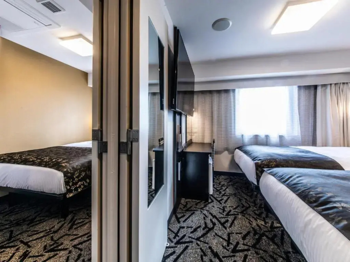 Apa Hotel ＆ Resort Midosuji Hommachi Eki Tower