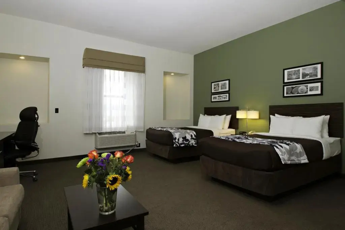 Sleep Inn & Suites Downtown Inner Harbor