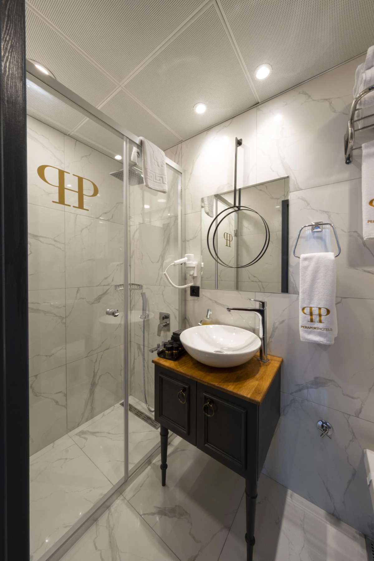 Ferman Port Hotel - Special Class