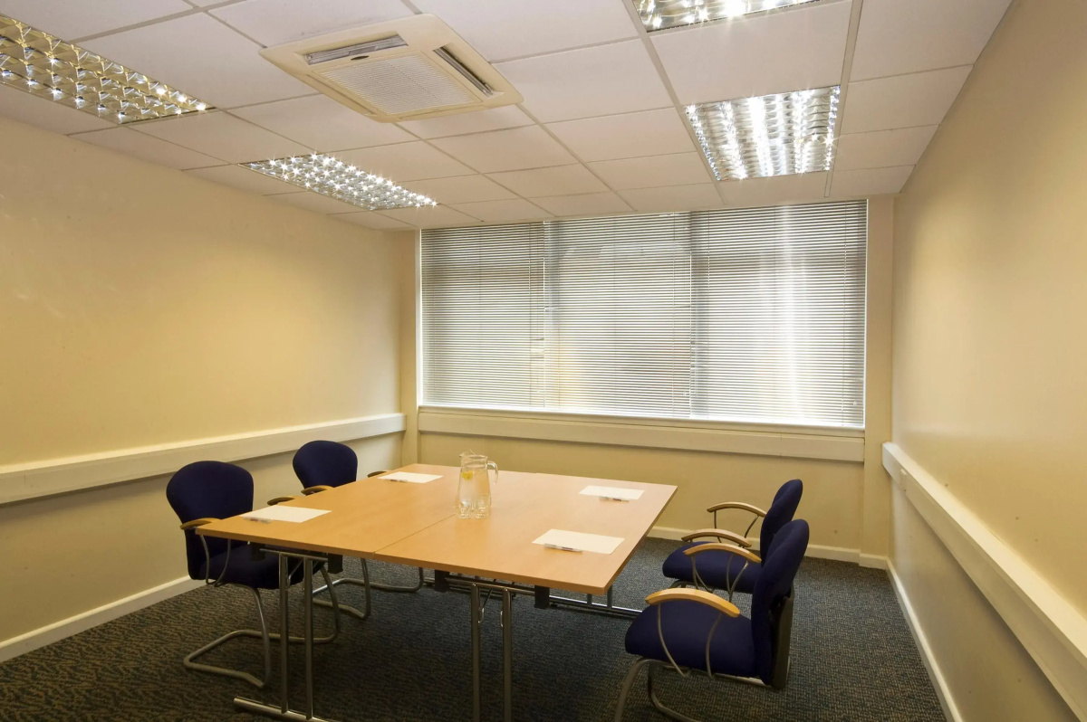 Premier Inn Glasgow City - George Square