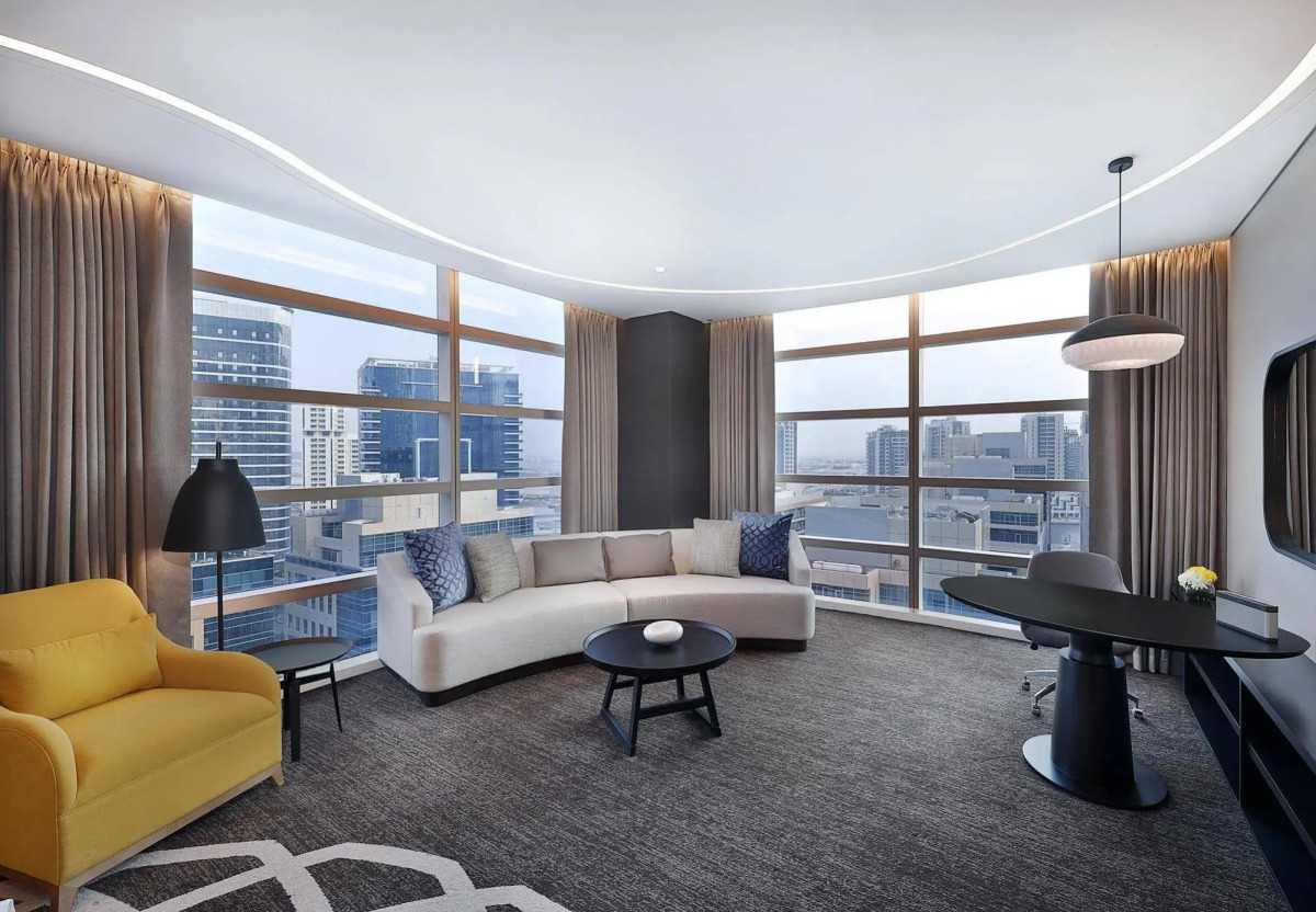 Отель Double Tree by Hilton Dubai Business Bay