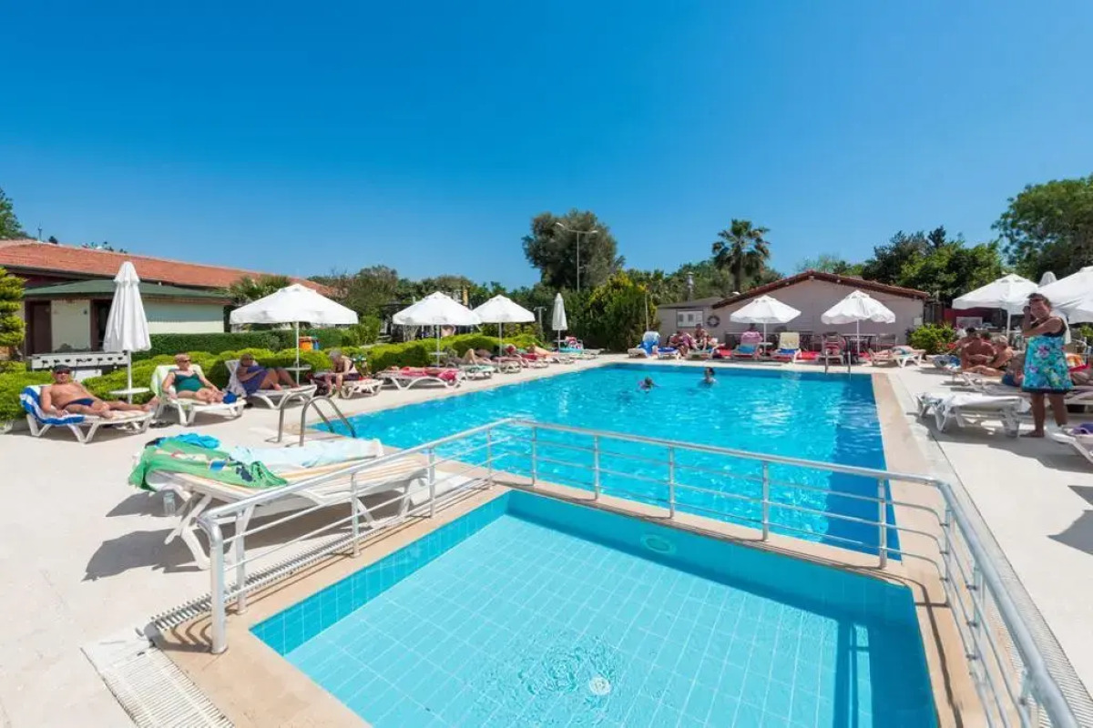 Side Altinkum Bungalow Hotel