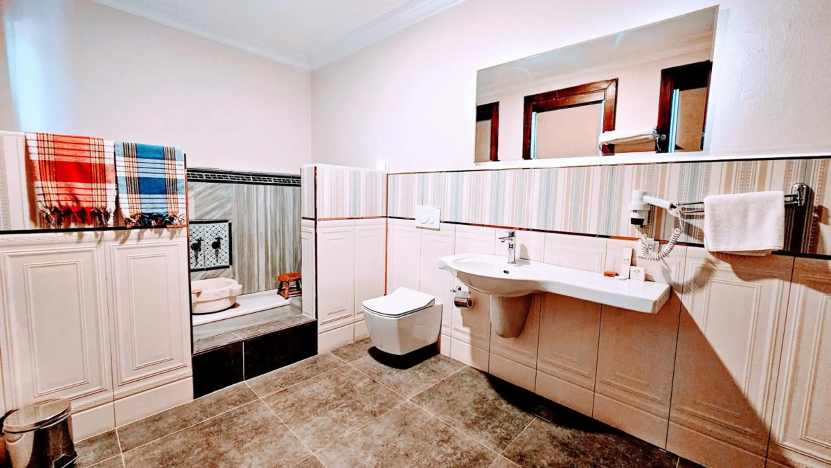Otanti̇k Club Hotel & Spa