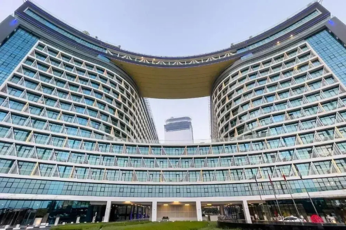 HAPPY SEASON I Seven Palm Residences Palm Jumeirah