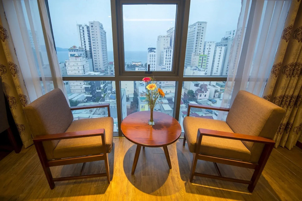 Crystal Hotel Da Nang