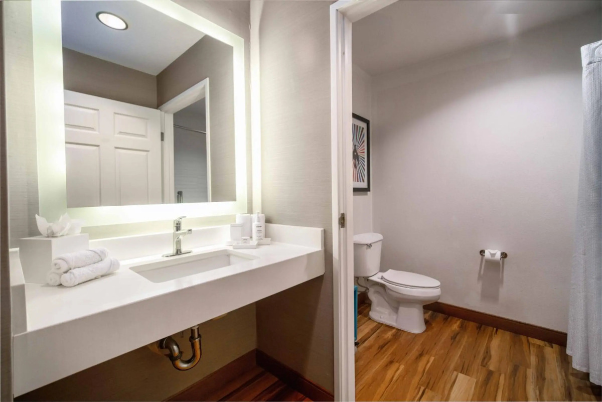 The Kinney - Venice Beach