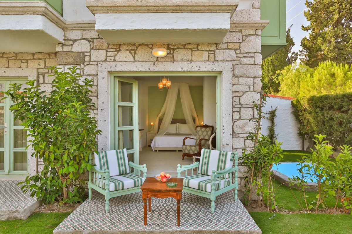 Palas Alacati - Adults Only