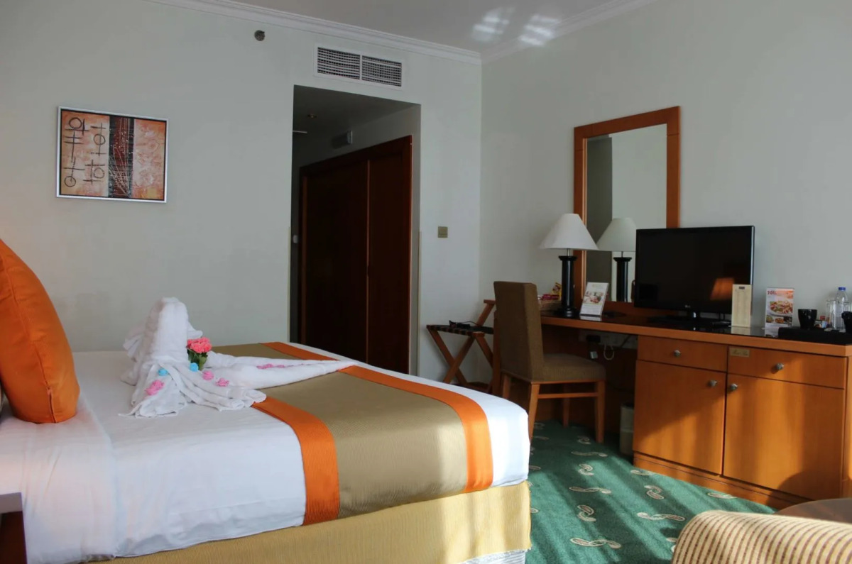 Golden Tulip Deira Hotel