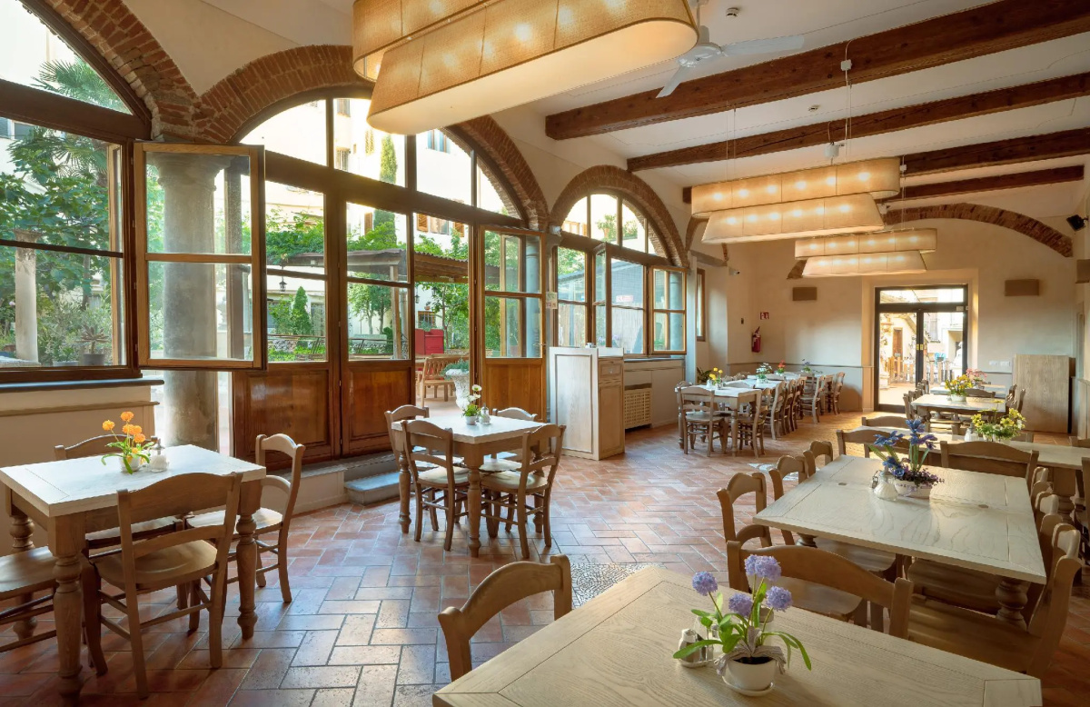 Hostel Archi Rossi