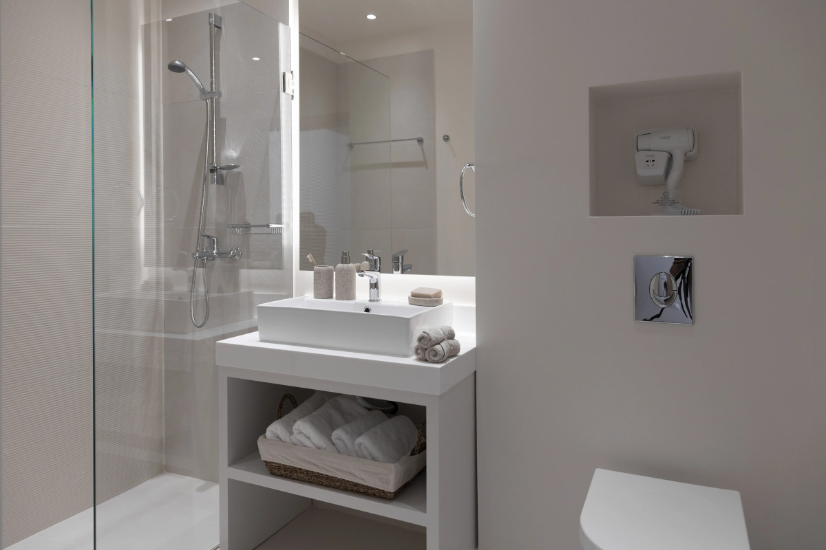 Gallery Suites & Residences, Piraeus