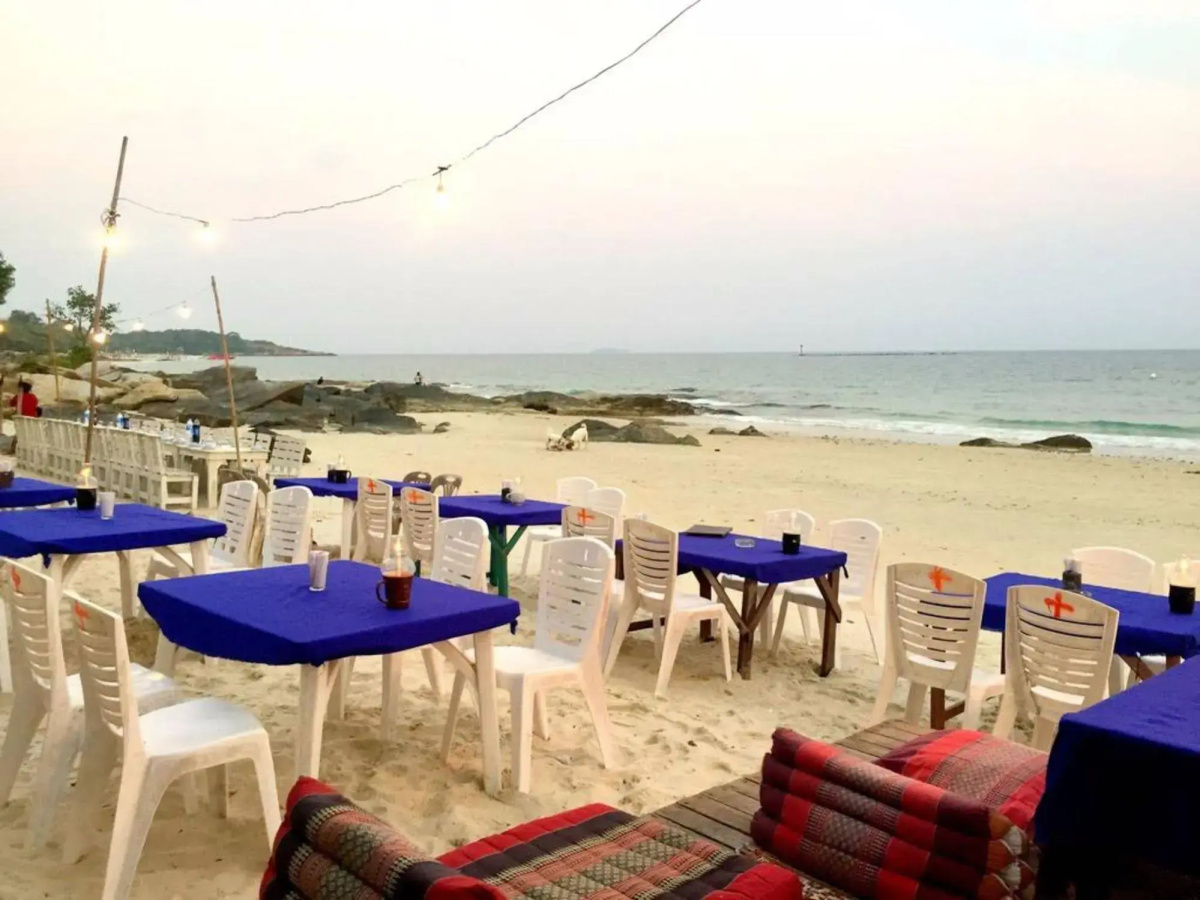 Sea Breeze Resort