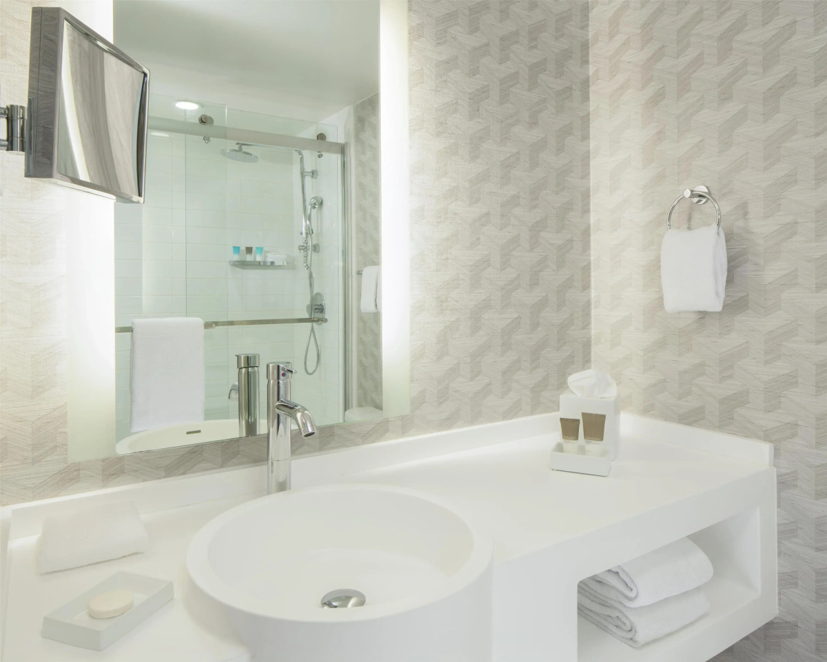 Hyatt Regency Los Angeles International Airport