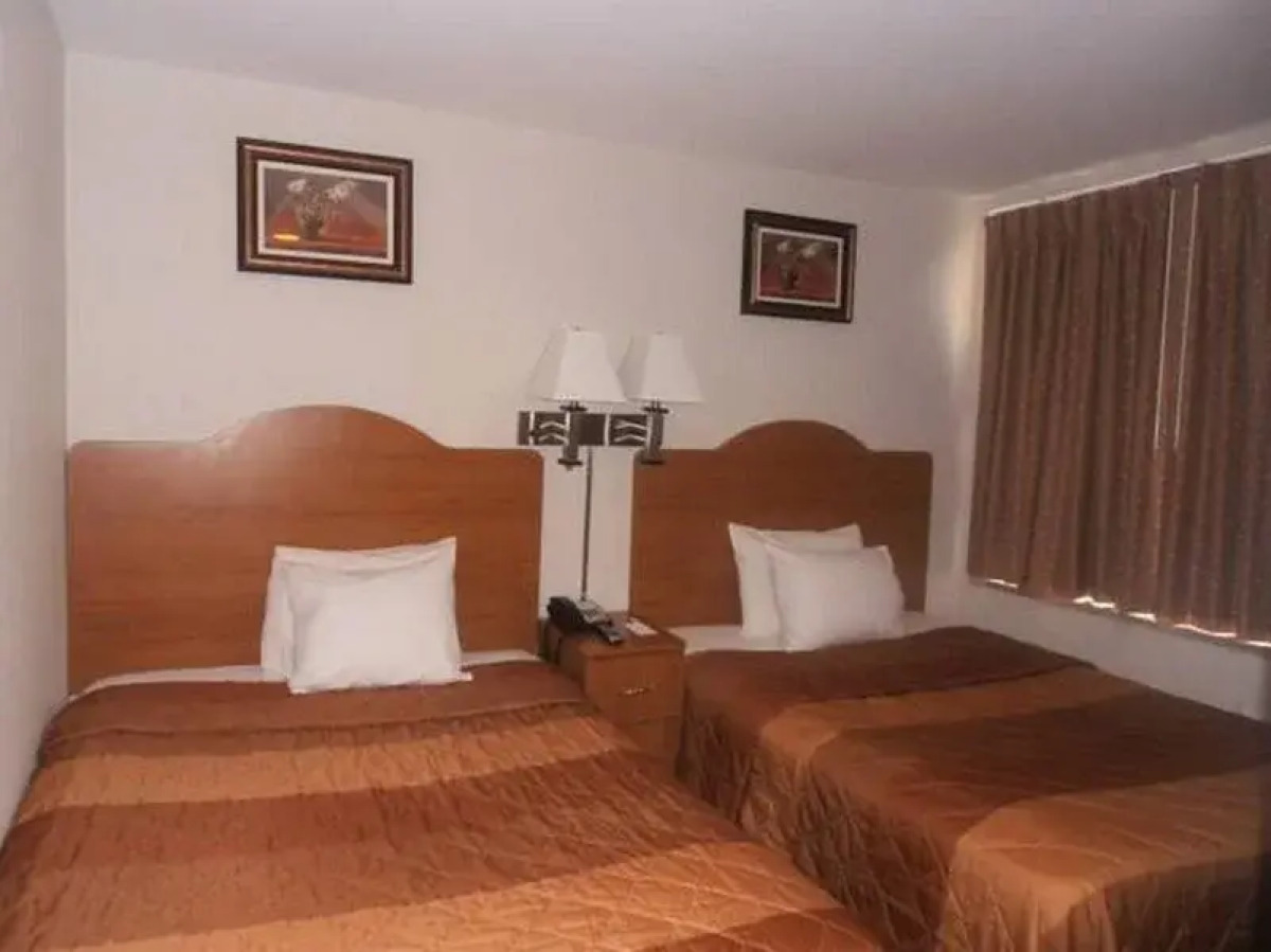 Red Carpet Inn Brooklyn