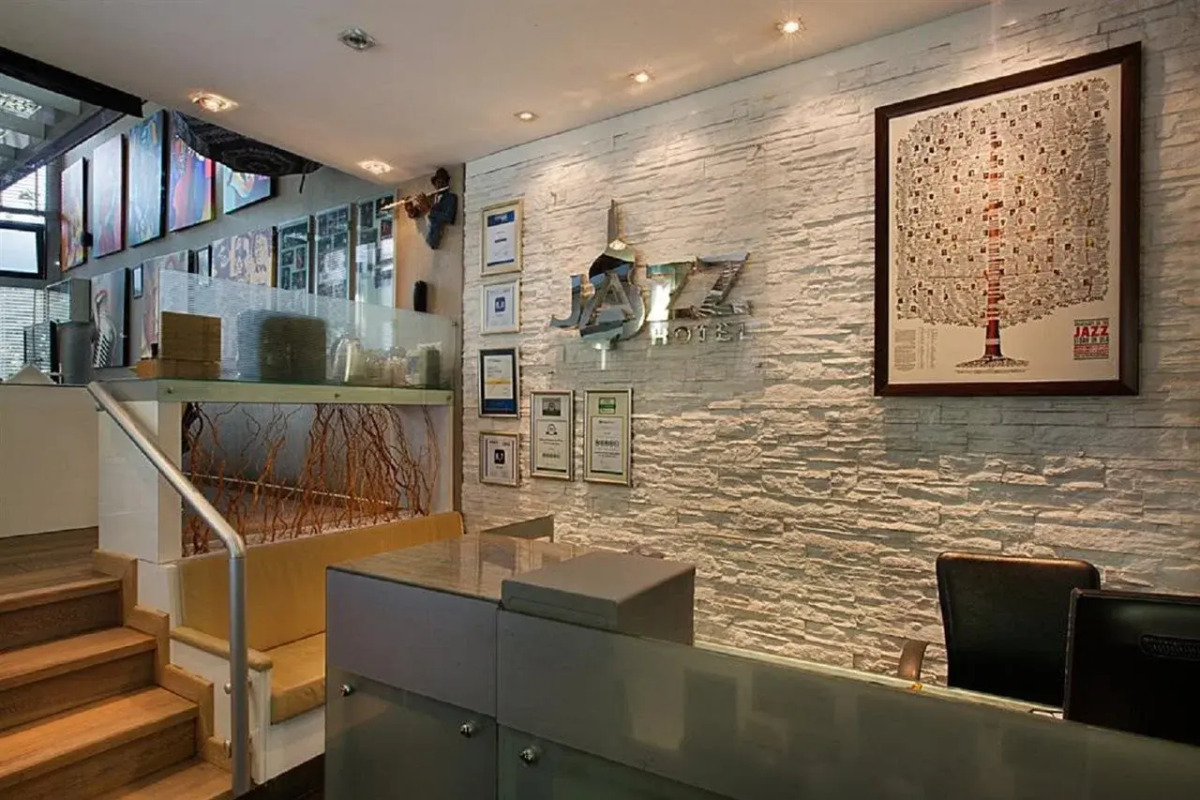 Jazz Hotel