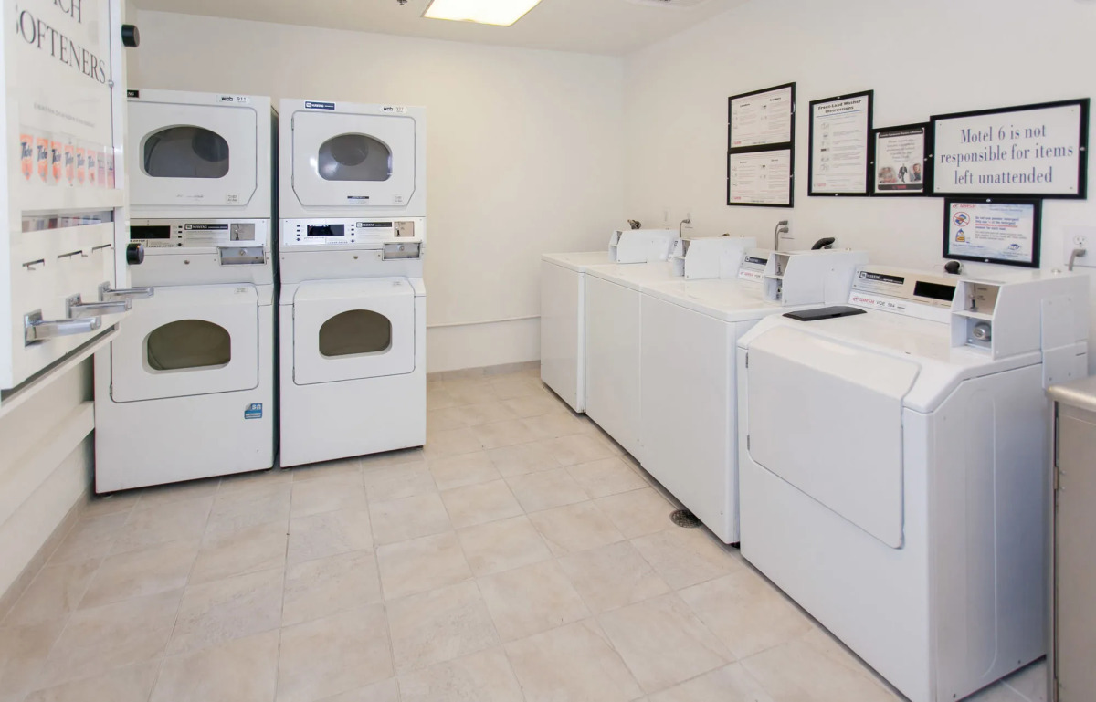 Motel 6 Los Angeles, CA - Los Angeles - LAX