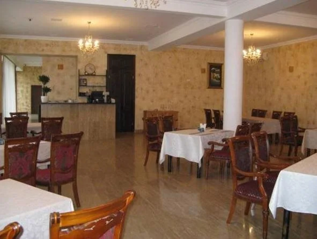 Отель Адмирал