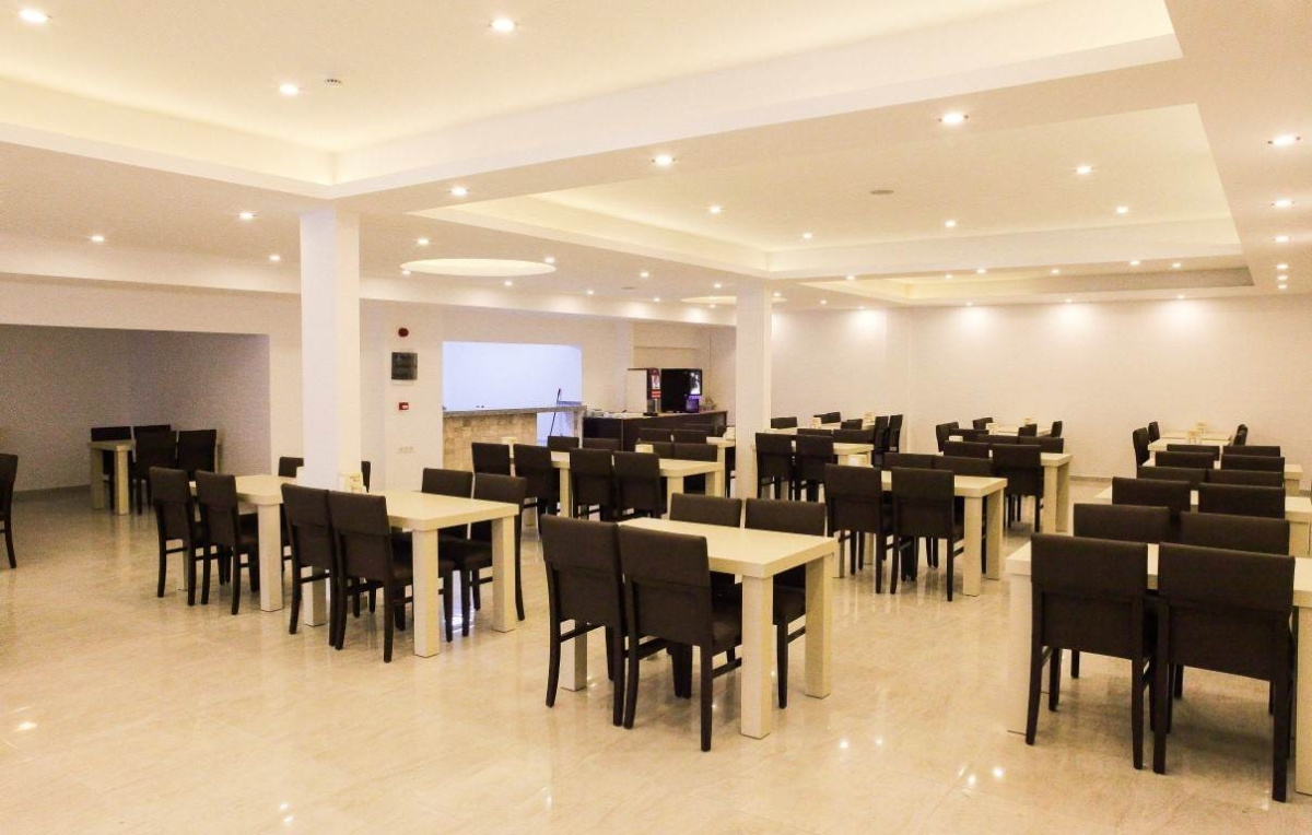 Acar Hotel