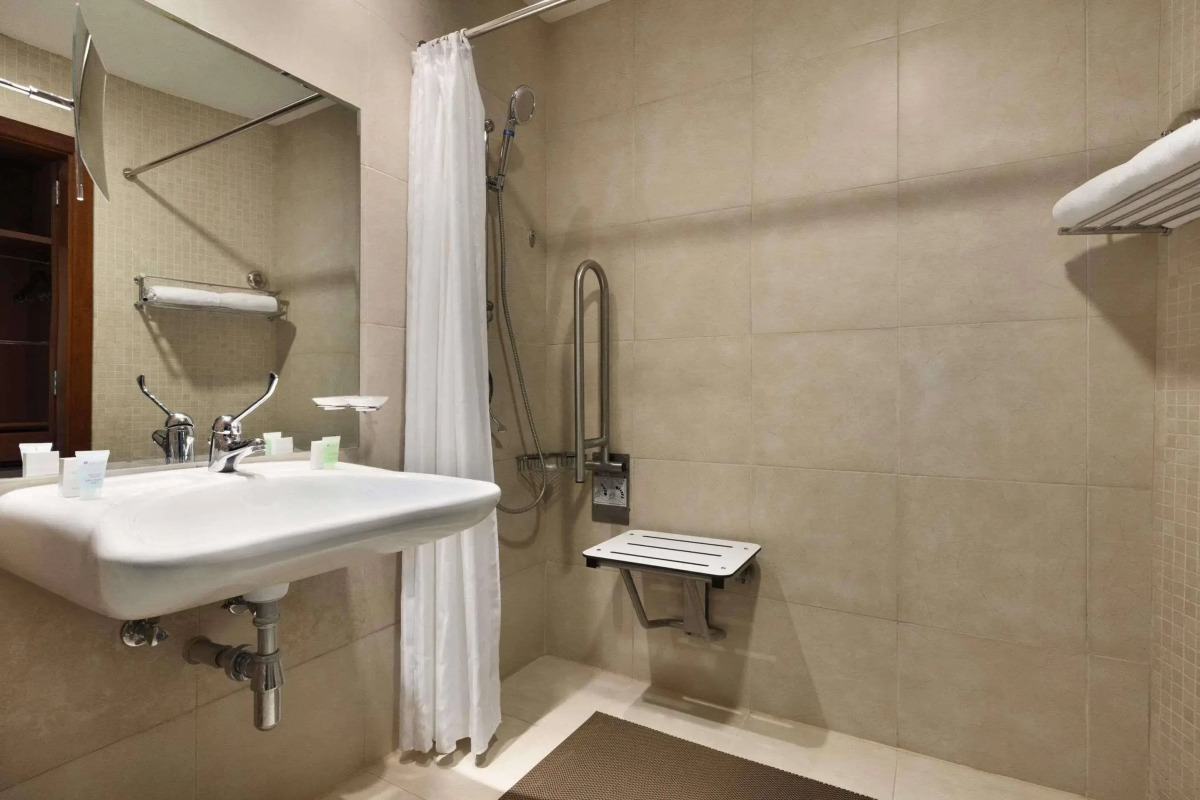 Отель Montreal Barsha