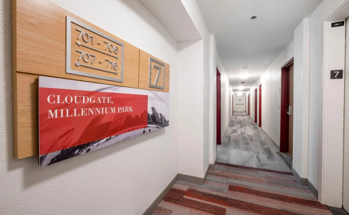 Hotel Saint Clair- Magnificent Mile