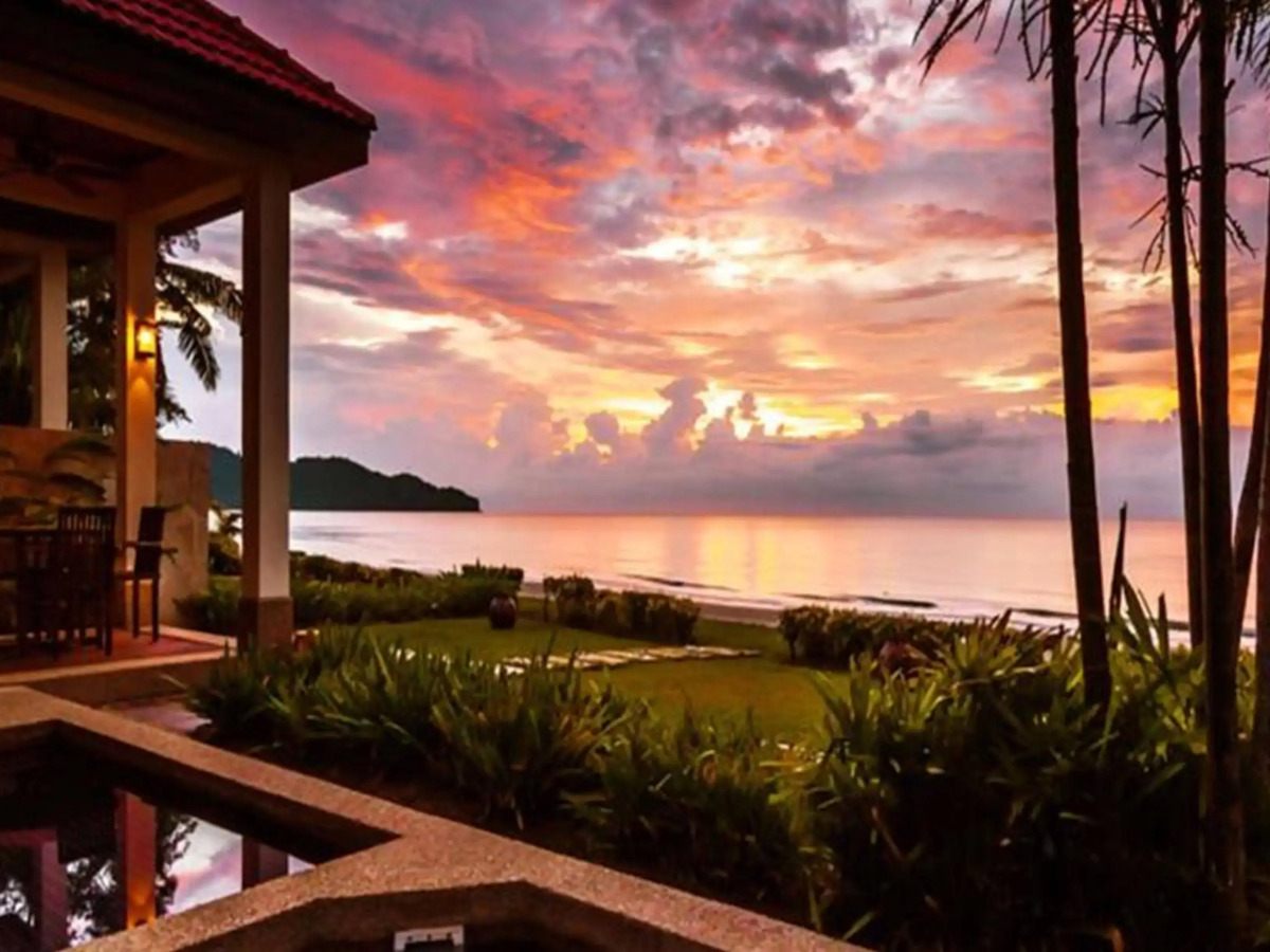 Borneo Beach Villa & Suite