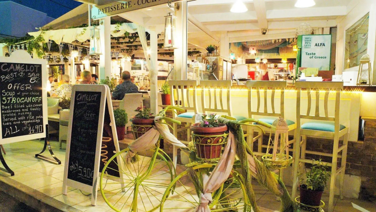 Camelot Royal Beds by Estia