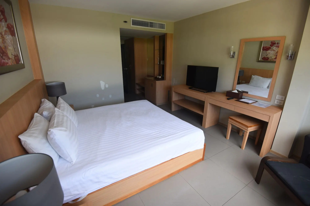 PP Charlie Beach Resort