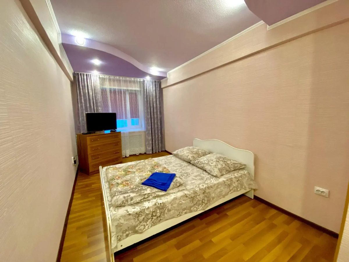 Two pillows on boulevard Pischevikov, bld. 2