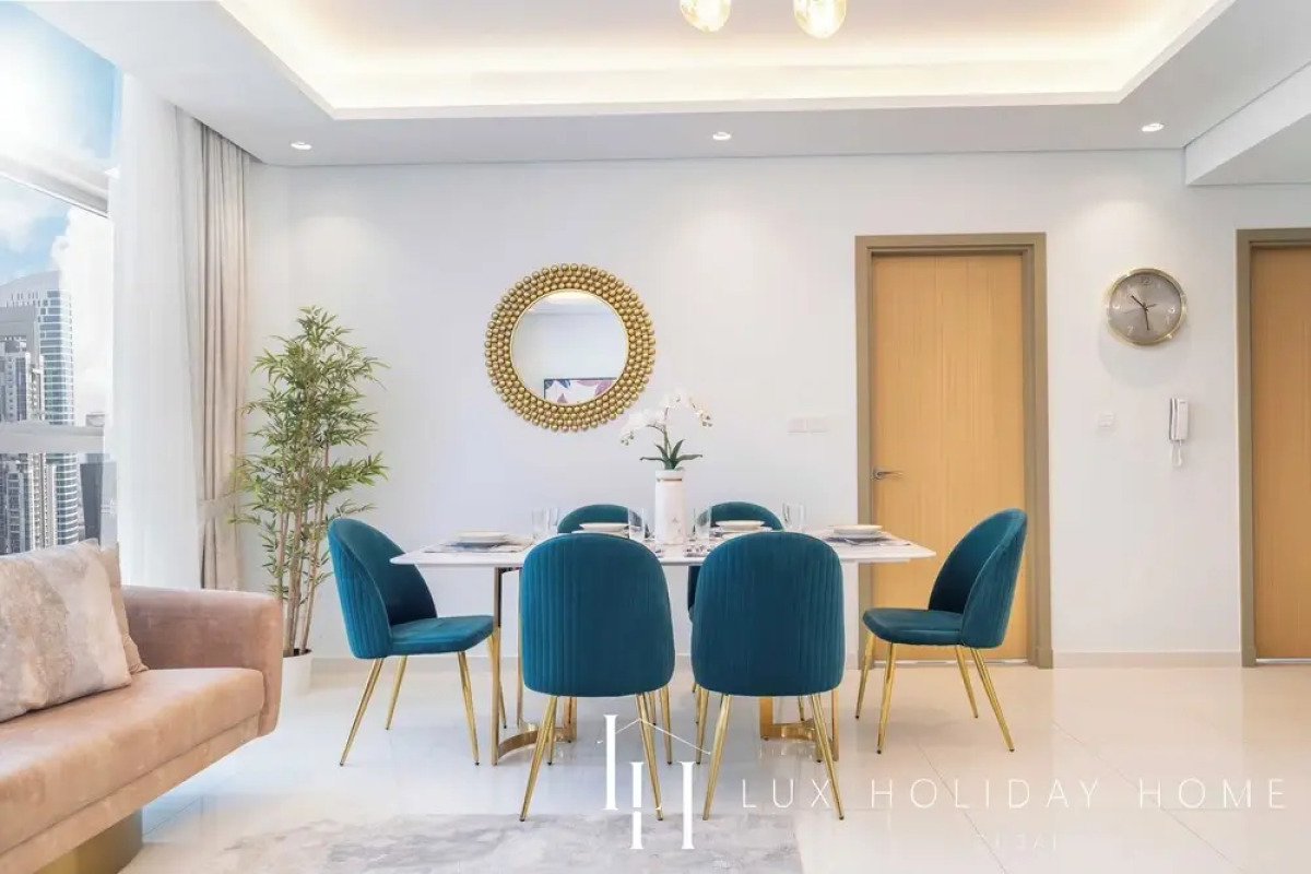 LUX The Paramount Sea View Suite