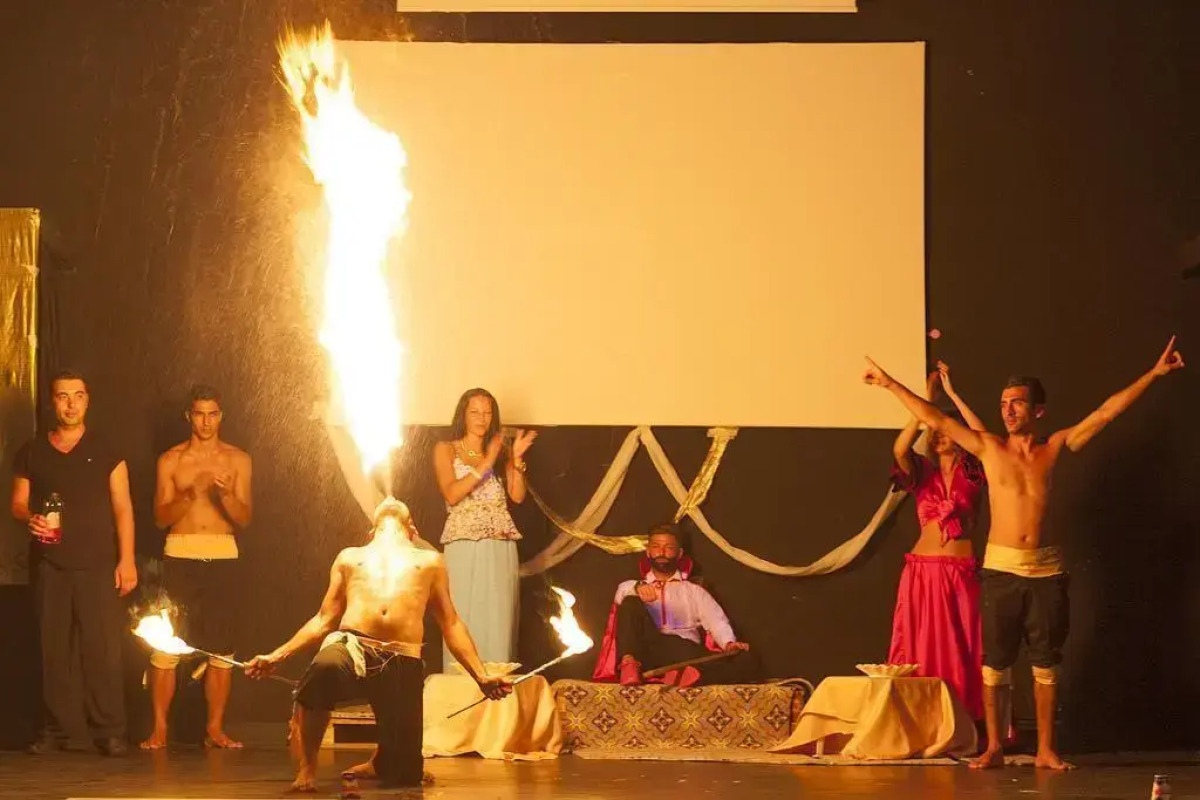 Hotel Orange Palace Side