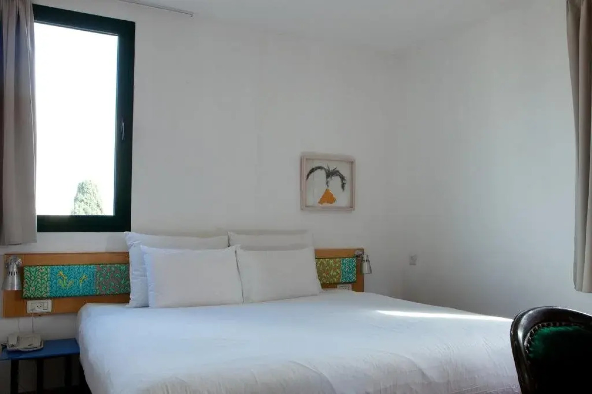 The Diaghilev - Live Art Boutique Hotel