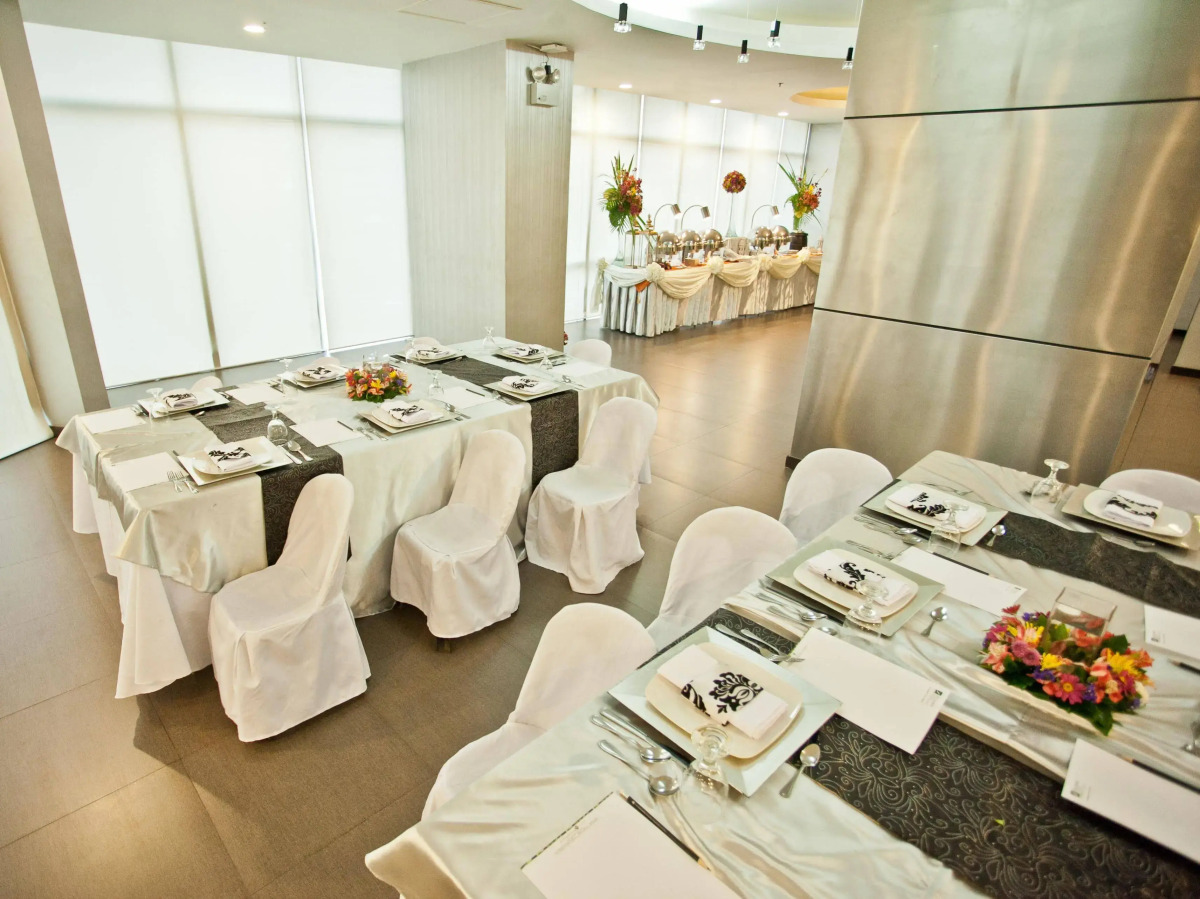 The Exchange Regency Residence Hotel