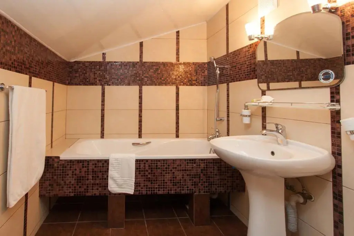 Отель Золотой Берег