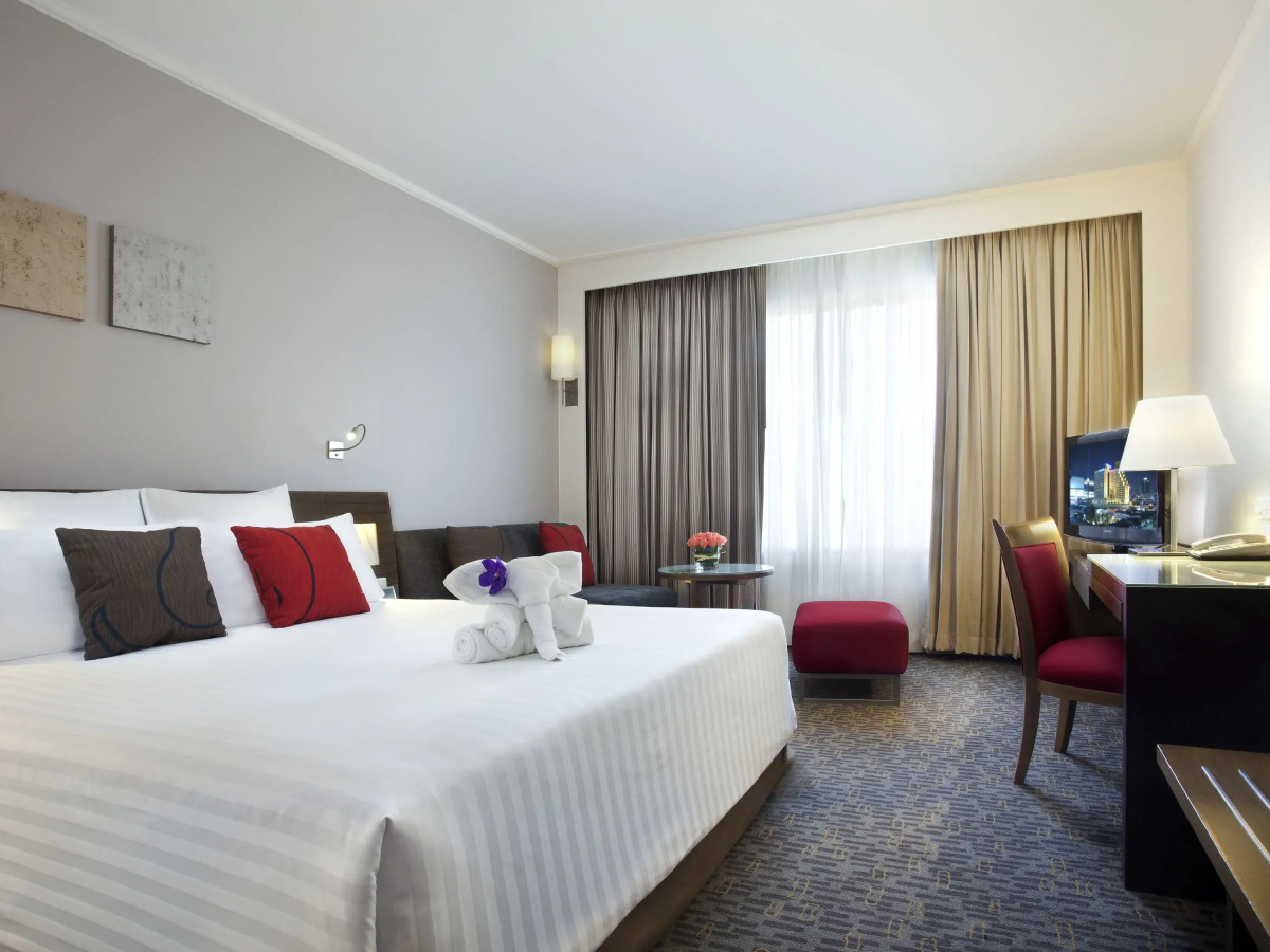 Отель Novotel Bangkok On Siam Square