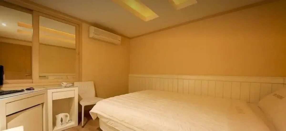 Sinyoung Motel