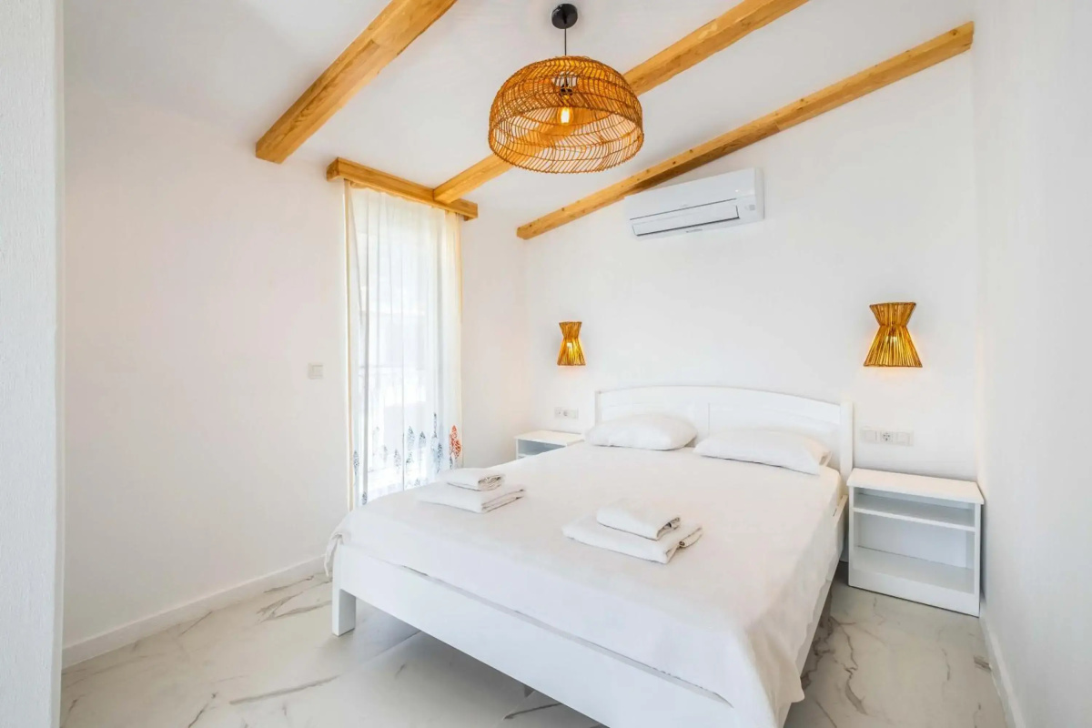 Payam Hotel