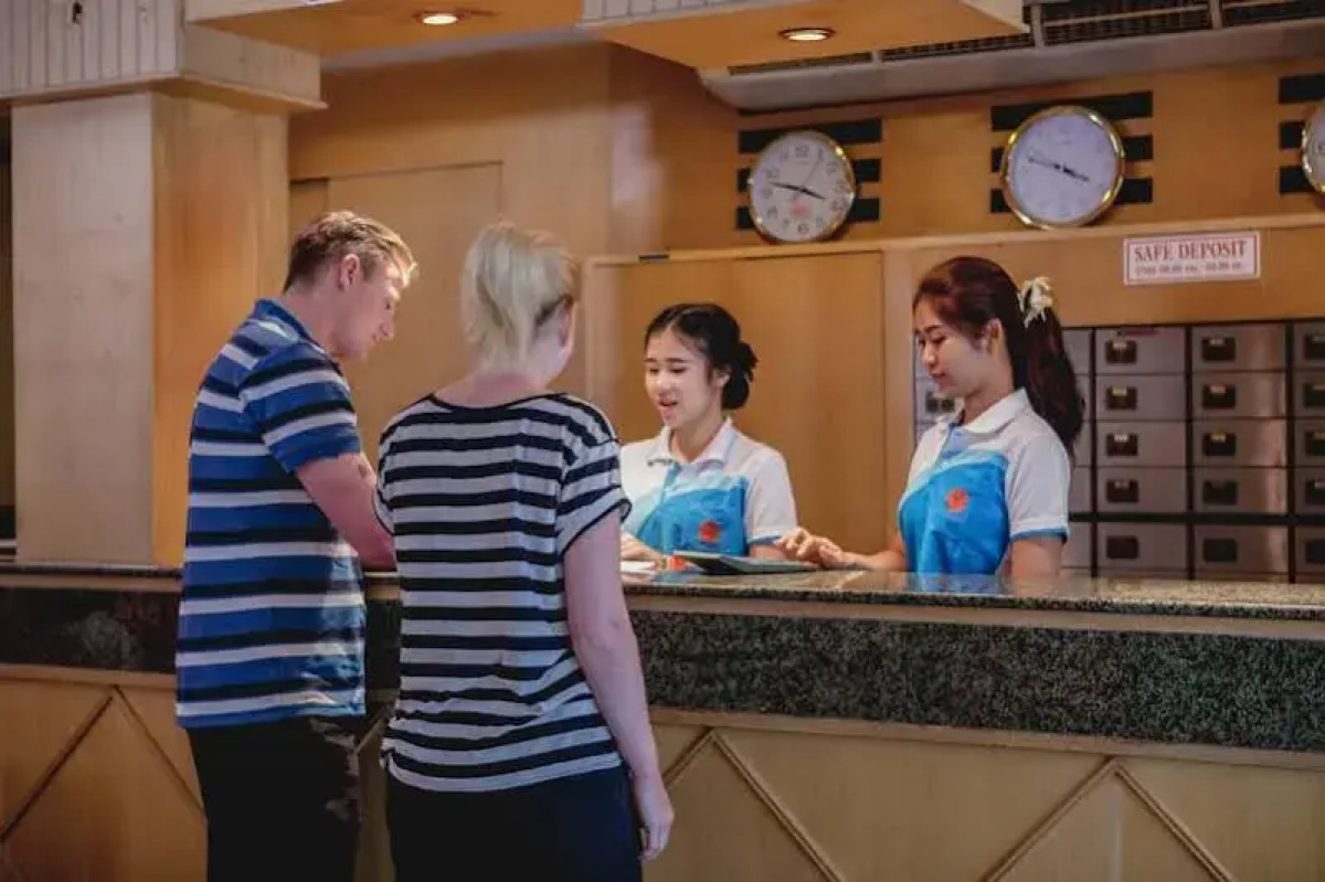 Eastiny Bella Vista Hotel & Residence