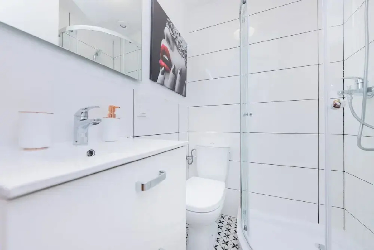 UNIT Warszawa Centrum Room by Metro Rondo ONZ