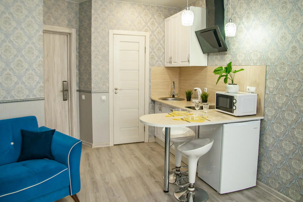 Мильфей на Черняховского 21