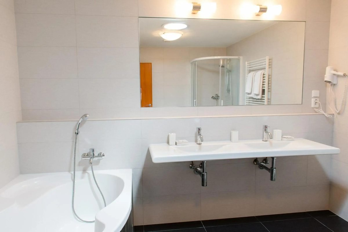 Hotel Adeba